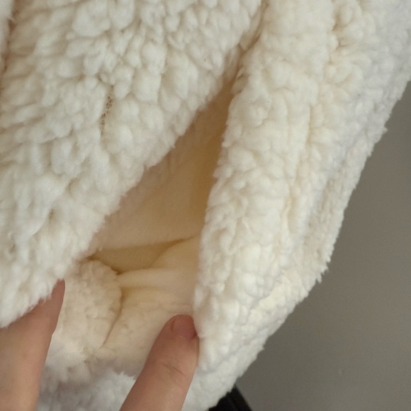 NWT - Ugg Annalise Teddy Jacket in White/Cream - Picture 9 of 13